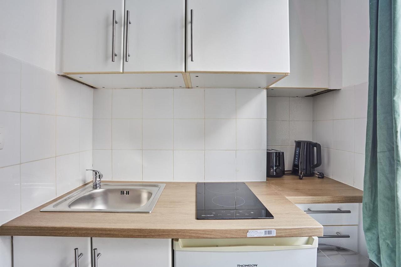 Residence Neuilly Bois De Boulogne By Studio Prestige Exteriör bild